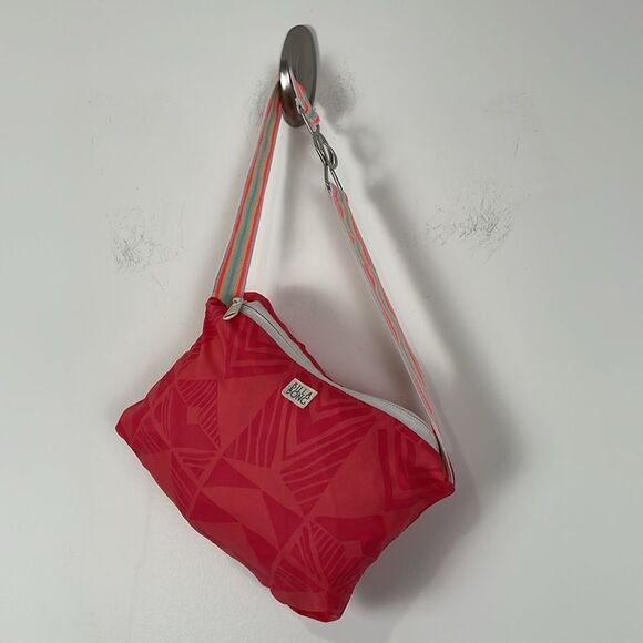 Billabong Red-Orange Women’s Large Belt Pack Windbreaker Jacket In A Bag Hooded - Picture 8 of 9